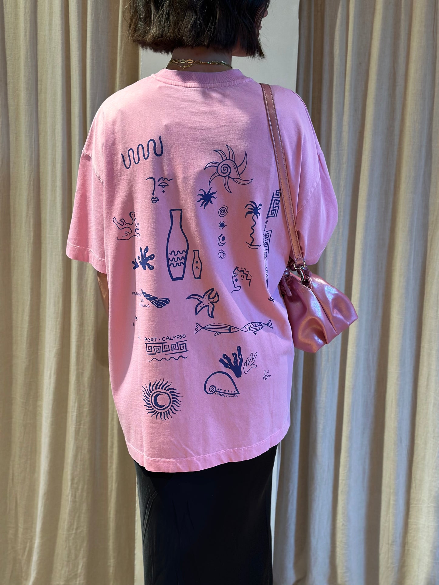 Oversized graphic - pink