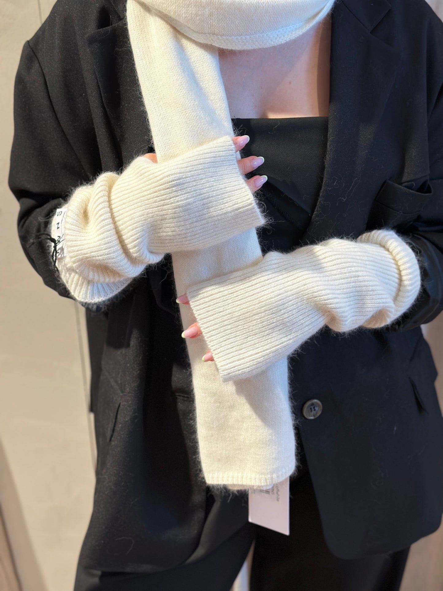 Mittens loveland - offwhite