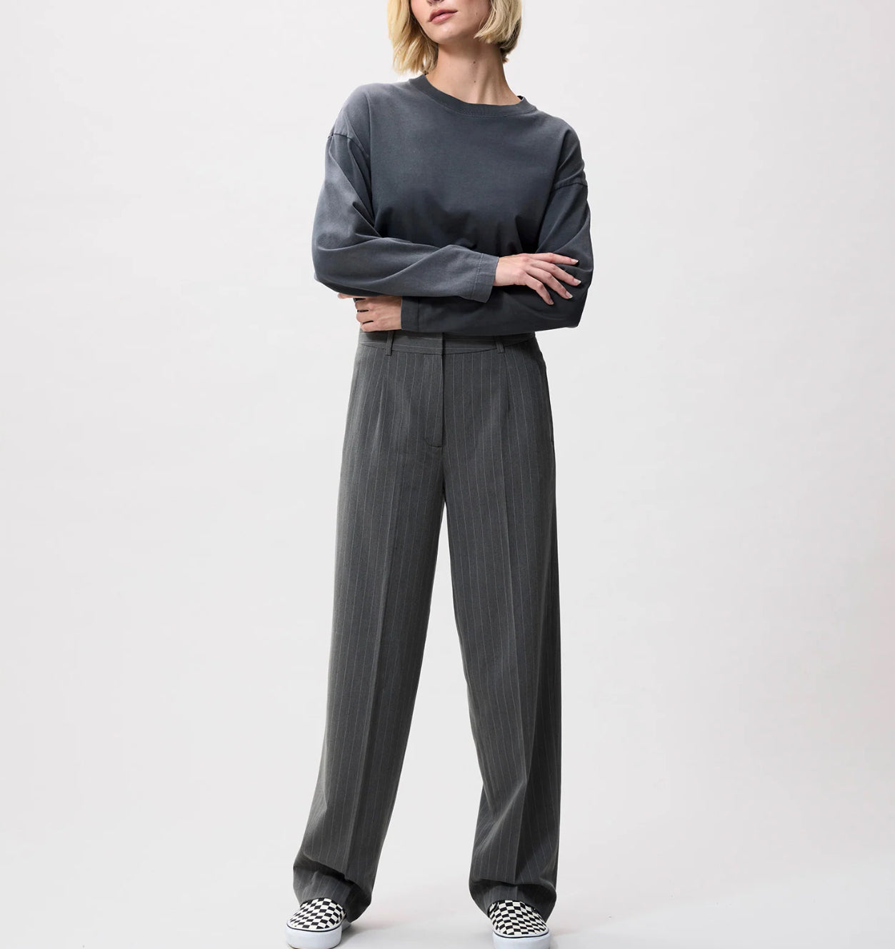 Tapered trousers pinstripe - dark grey