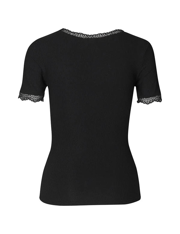 Emera-M joyita Black-t-shirt