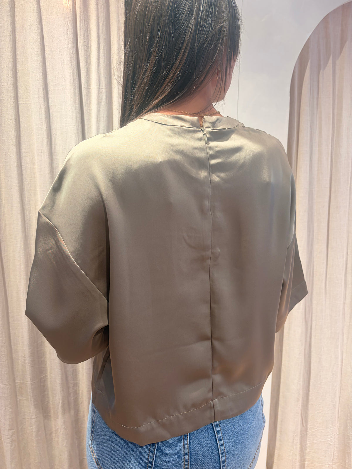 Cleopatra top