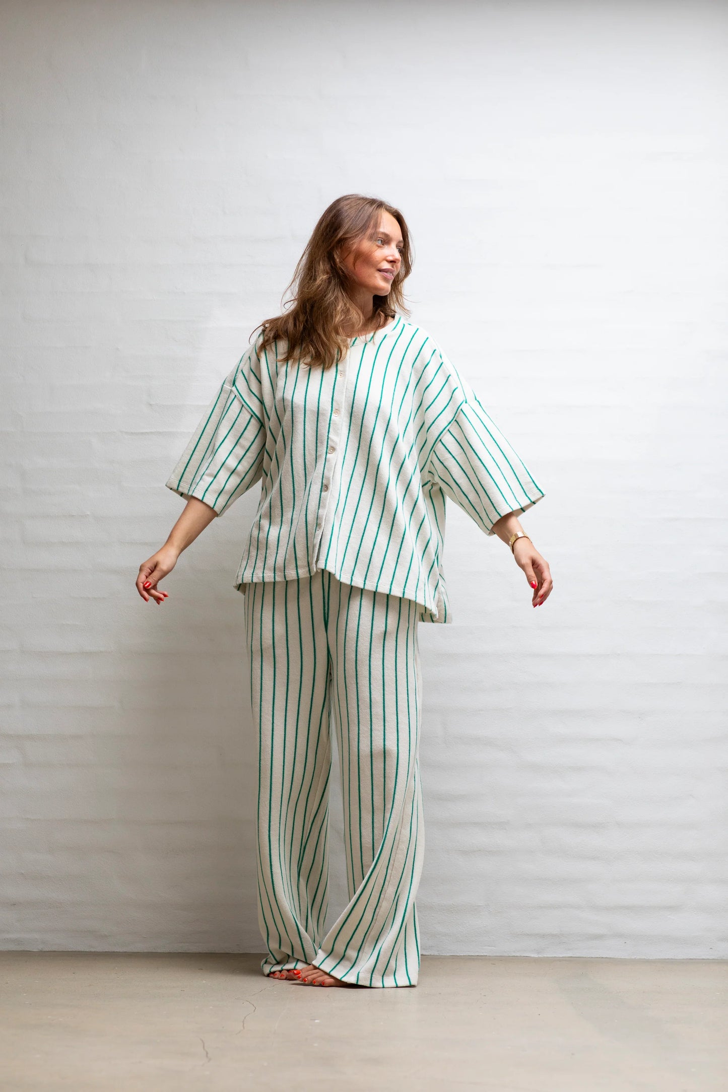 Naram Oversized pure White