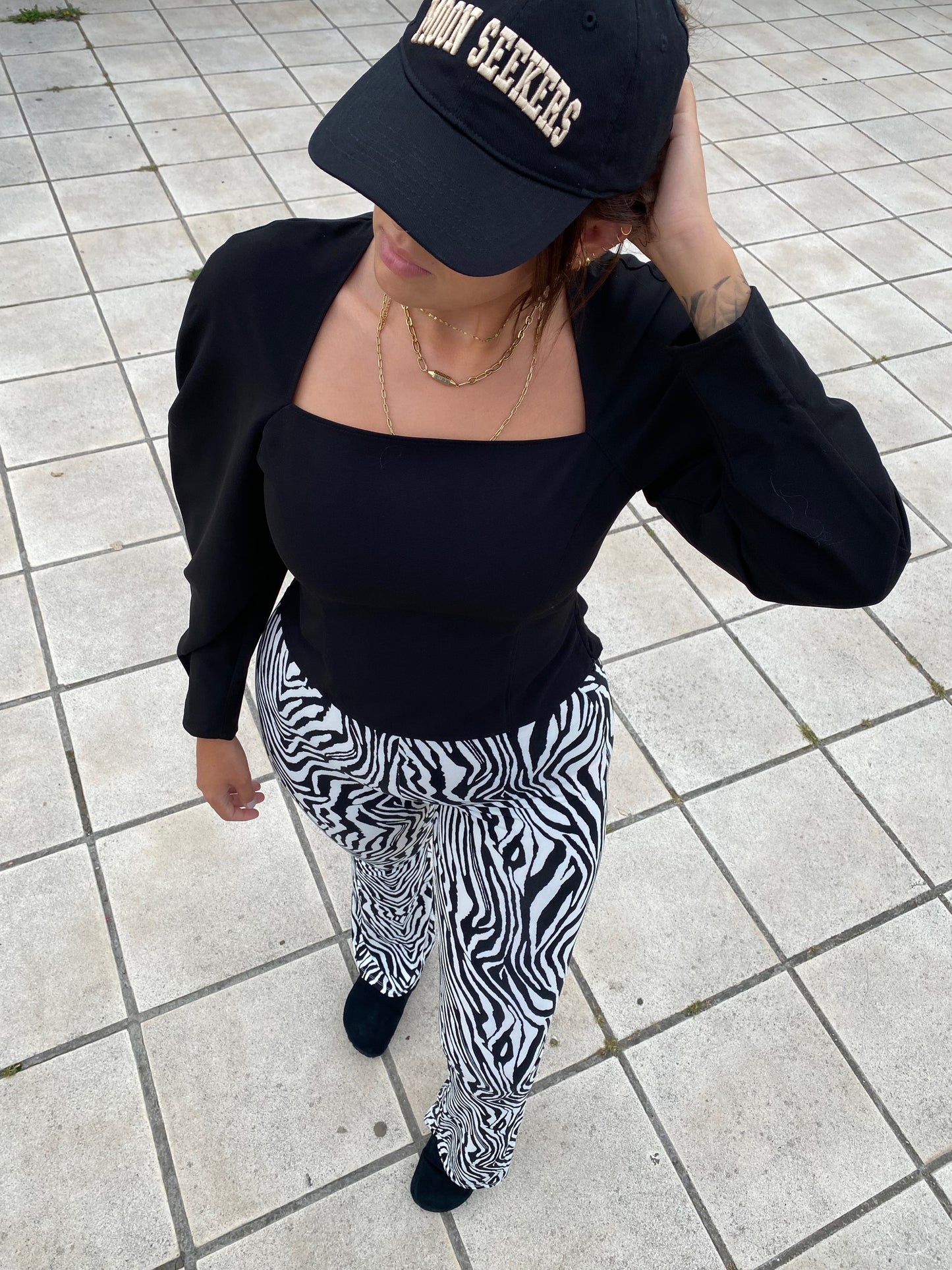 Volume sleeve blouse