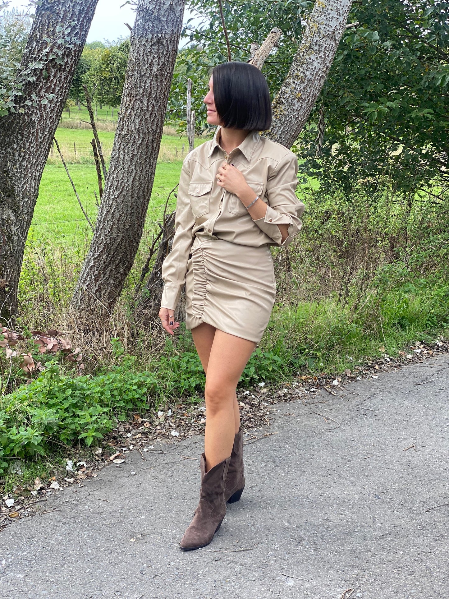 LITTLE DID I KNOW - LIGHT BROWN
