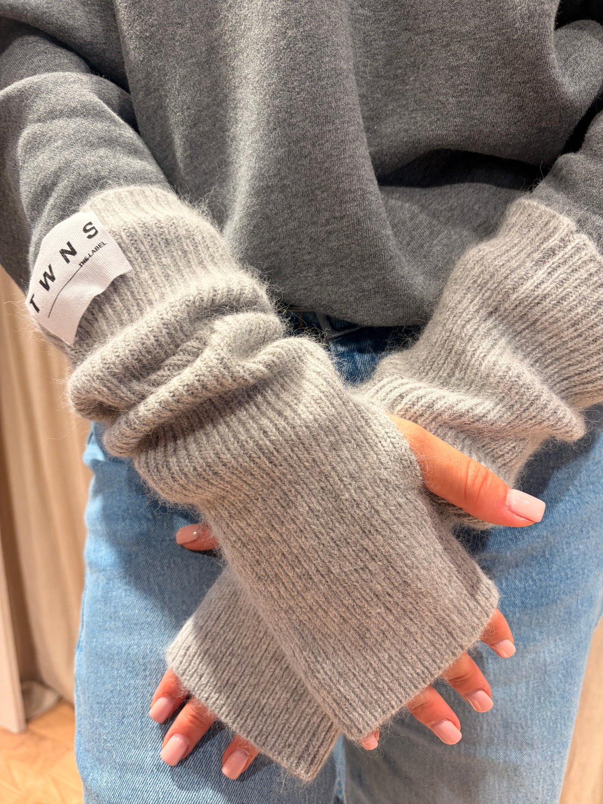 Loveland mittens gris perlé