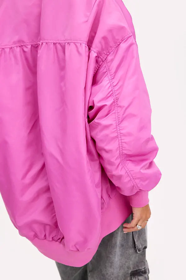 Charming escape - pink bomber