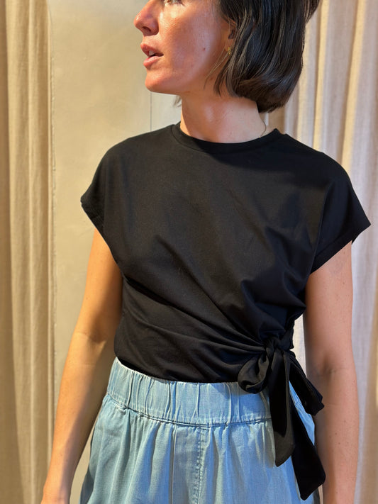 Ihana top - black