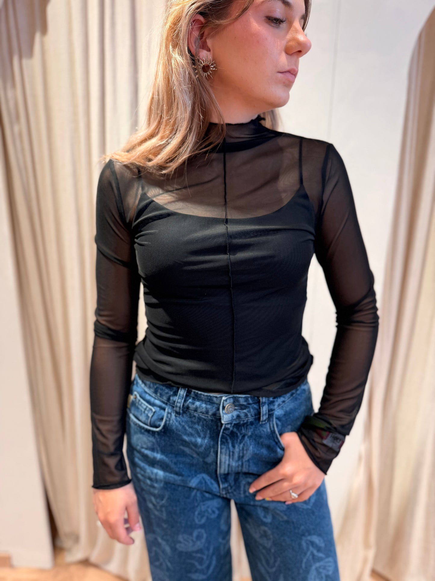 T-shirt Theodora