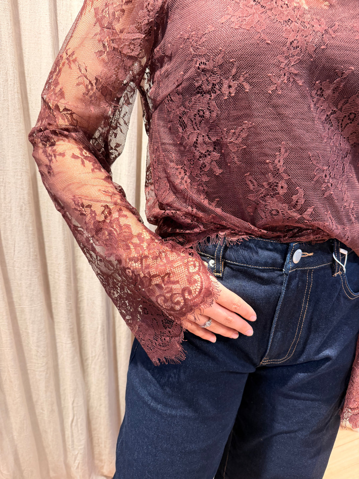 Marielle Willah Lace blouse