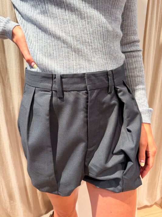 Short Nelson | JIJI Studio