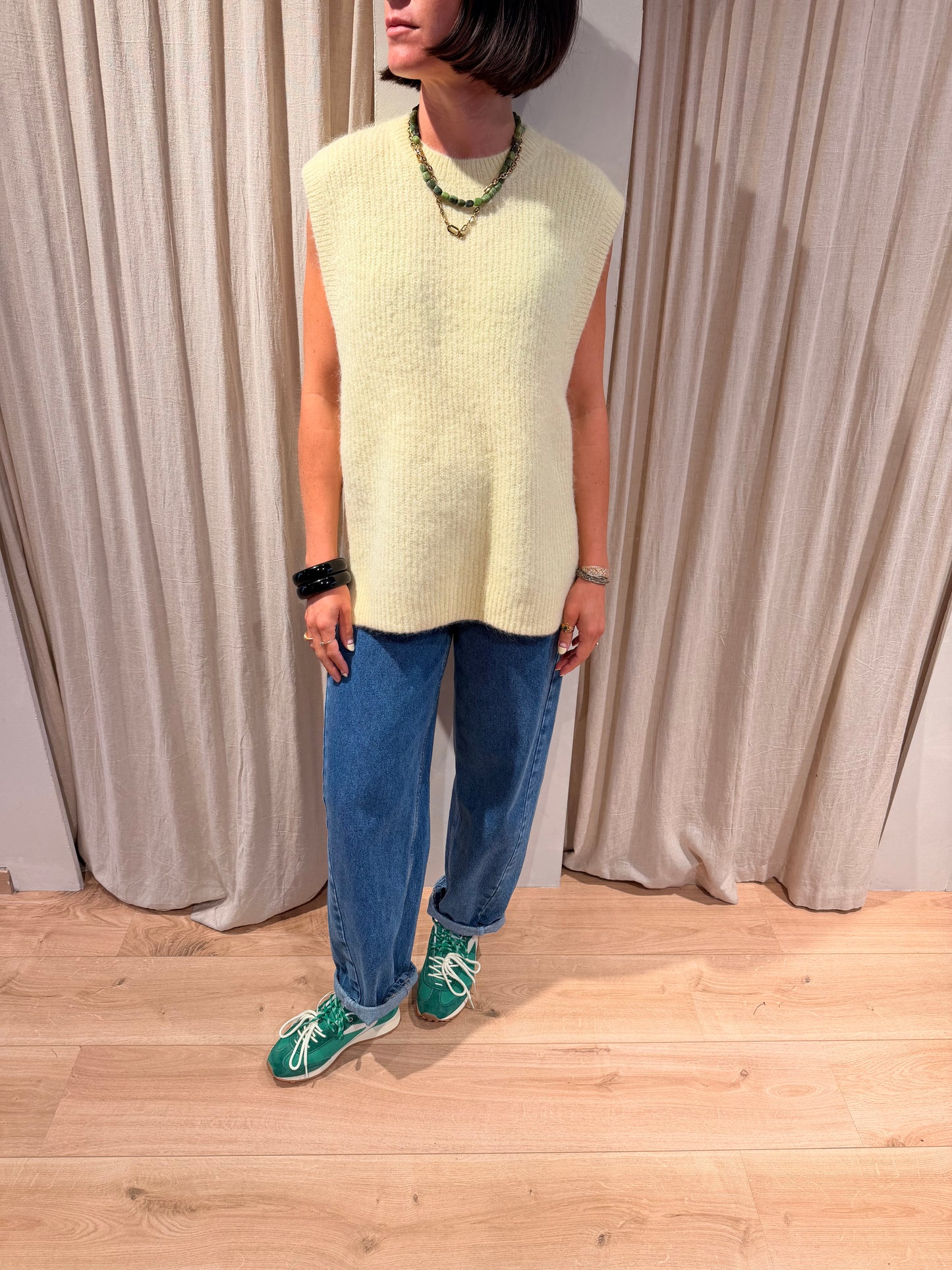 Knit Vest Thanya