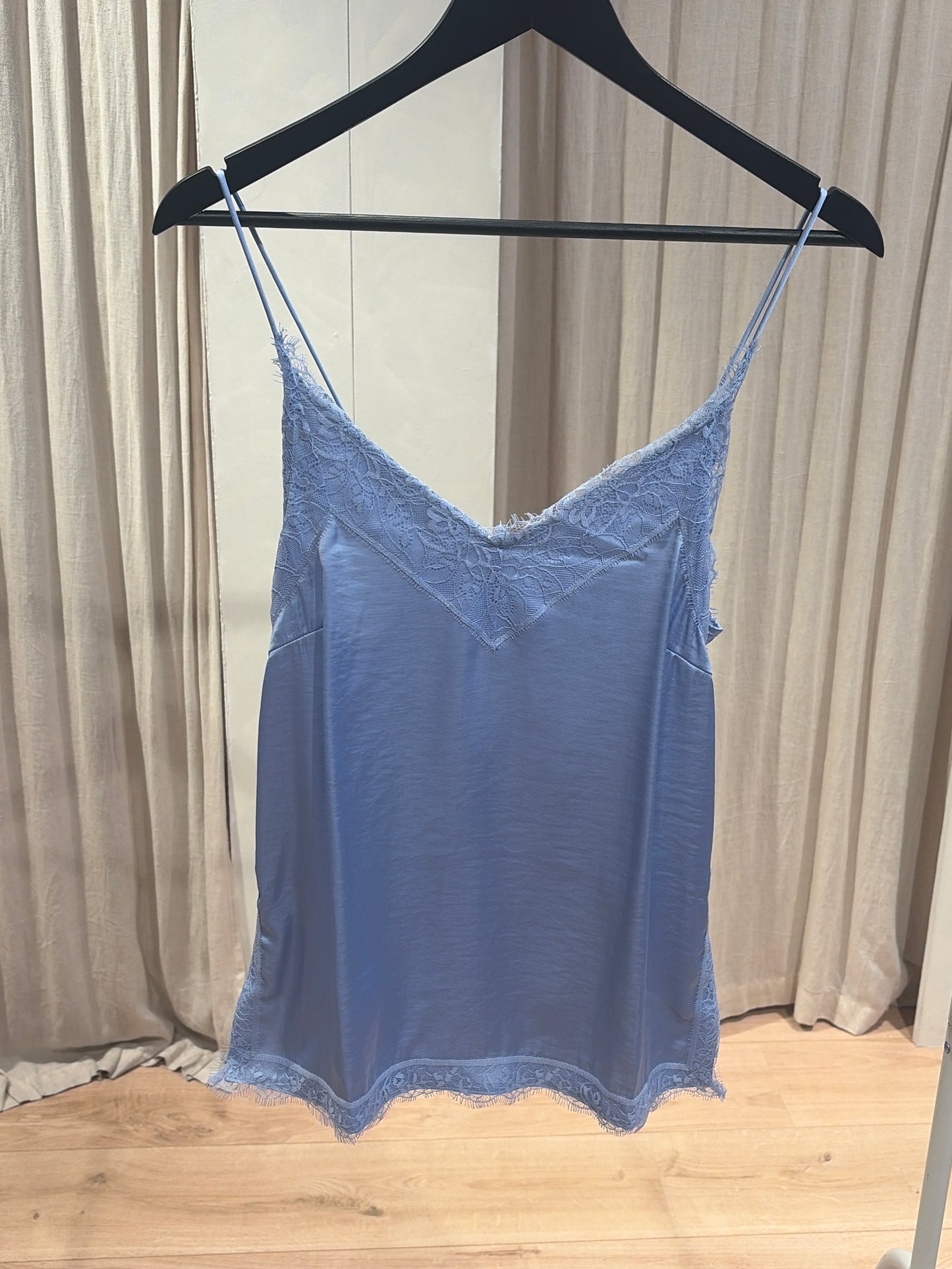Calanthi-M quill top