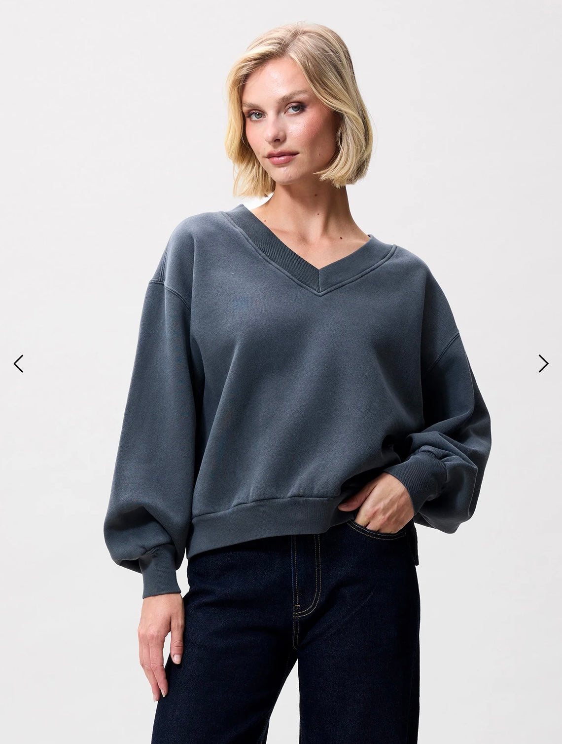 Sweater with Vneck - Carbon