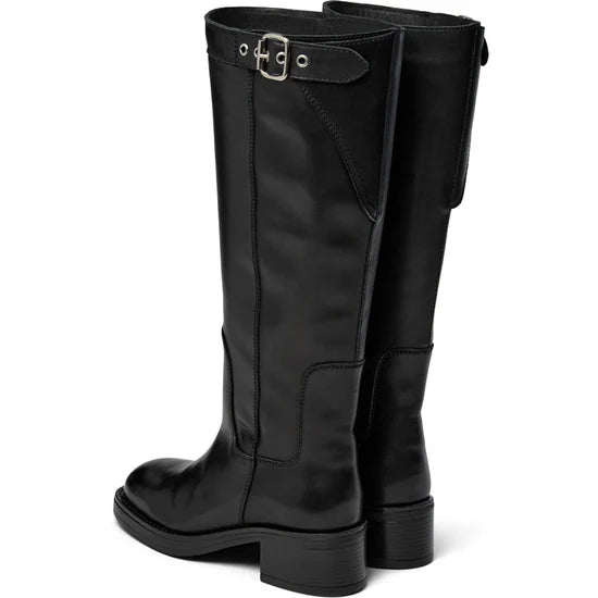 Paanine-bottes