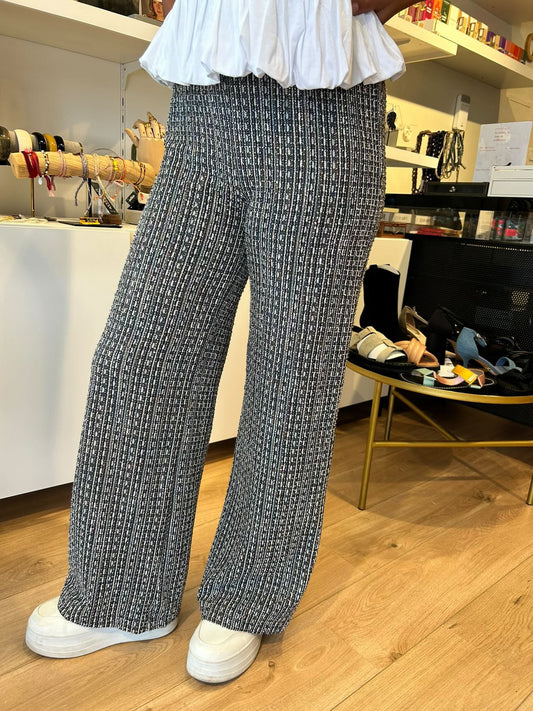 Pantalon Cola