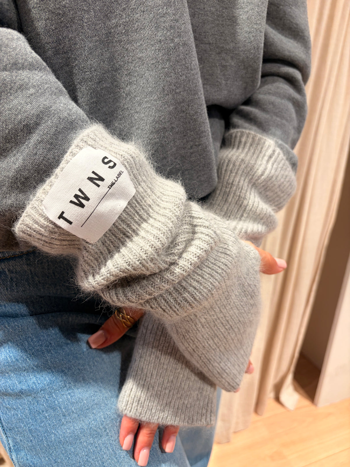 Loveland mittens gris perlé