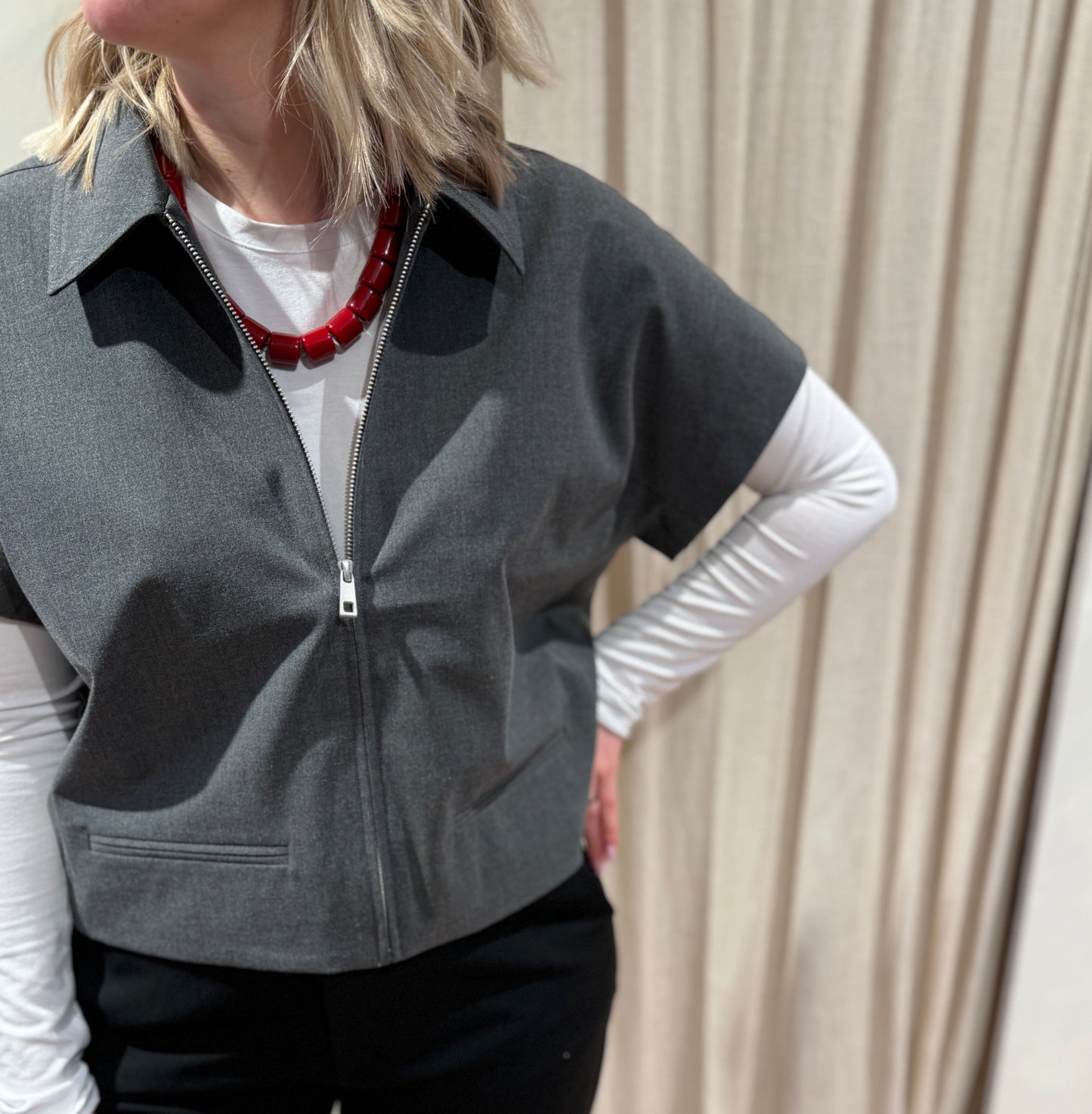 Short sleeve jacket