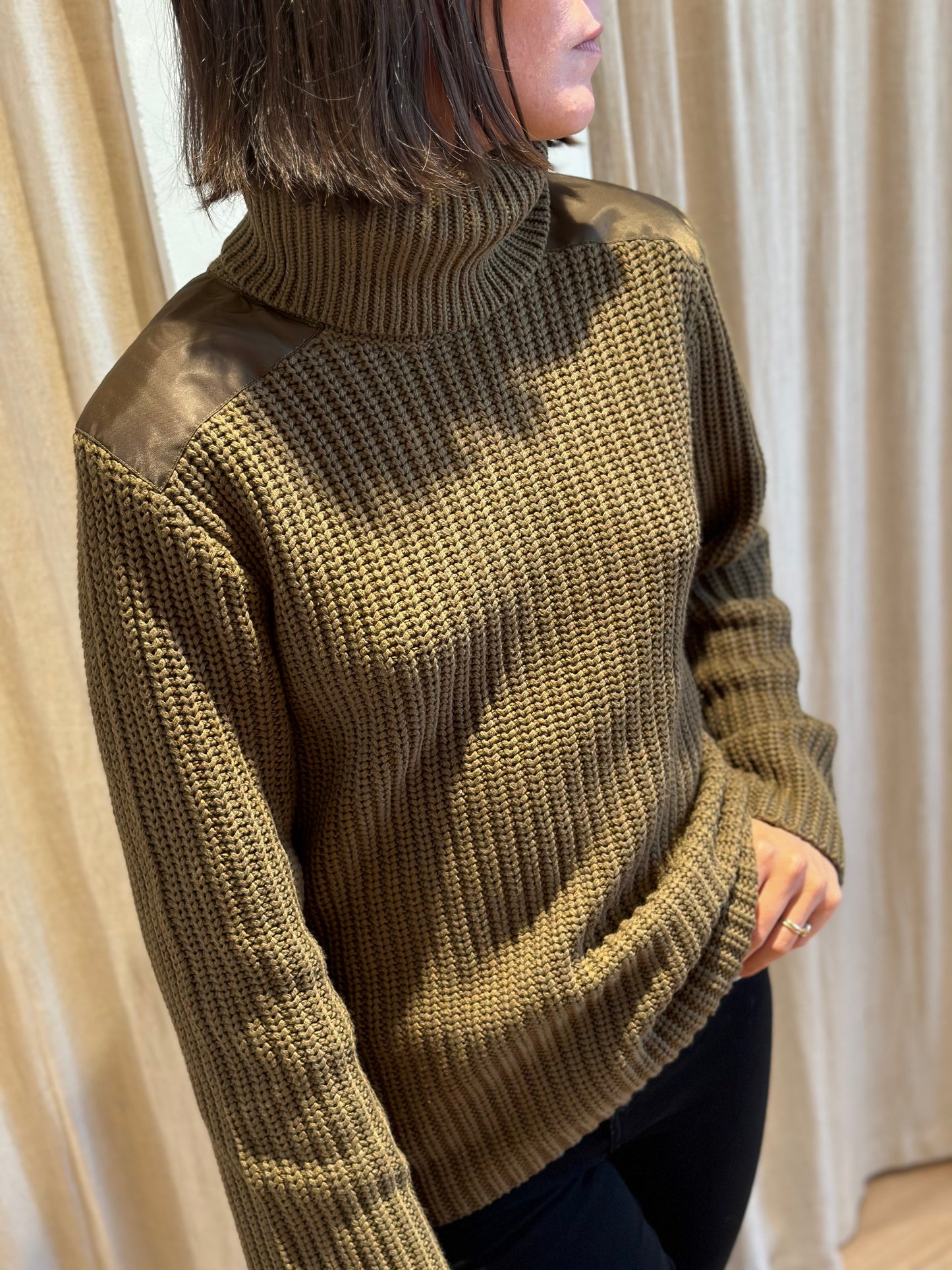 Pirina aischa- knit